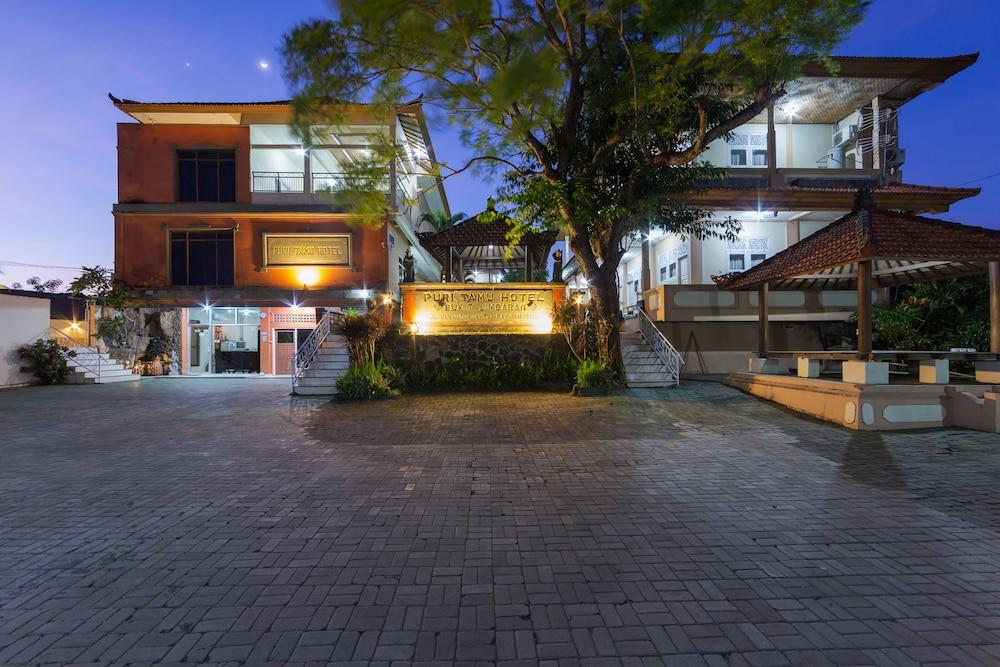 Oyo 3134 Puri Tamu Hotel Джимбаран Экстерьер фото
